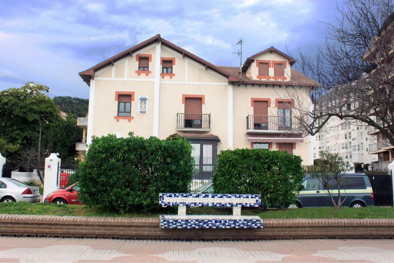 Villa Floren Castro Urdiales Exterior photo